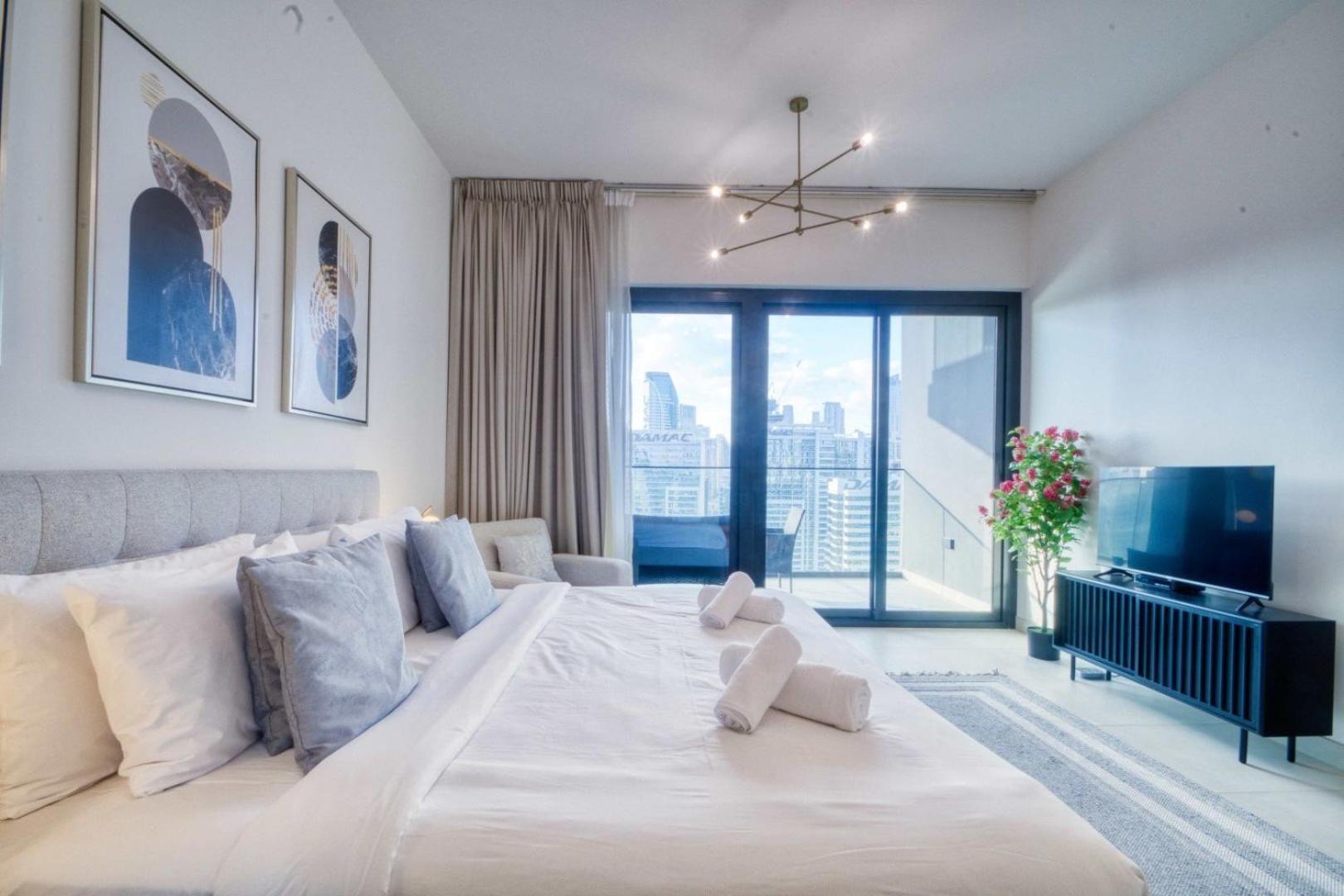 Aws Homes - Dreamful Views Of The Burj Dubai